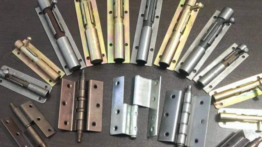 آریا صنعت، تولید کننده یراق آلات کشو میله ای لولا سر نیزه در تهران آریا صنعت، تولید کننده یراق آلات کشو میله ای لولا سر نیزه در تهران